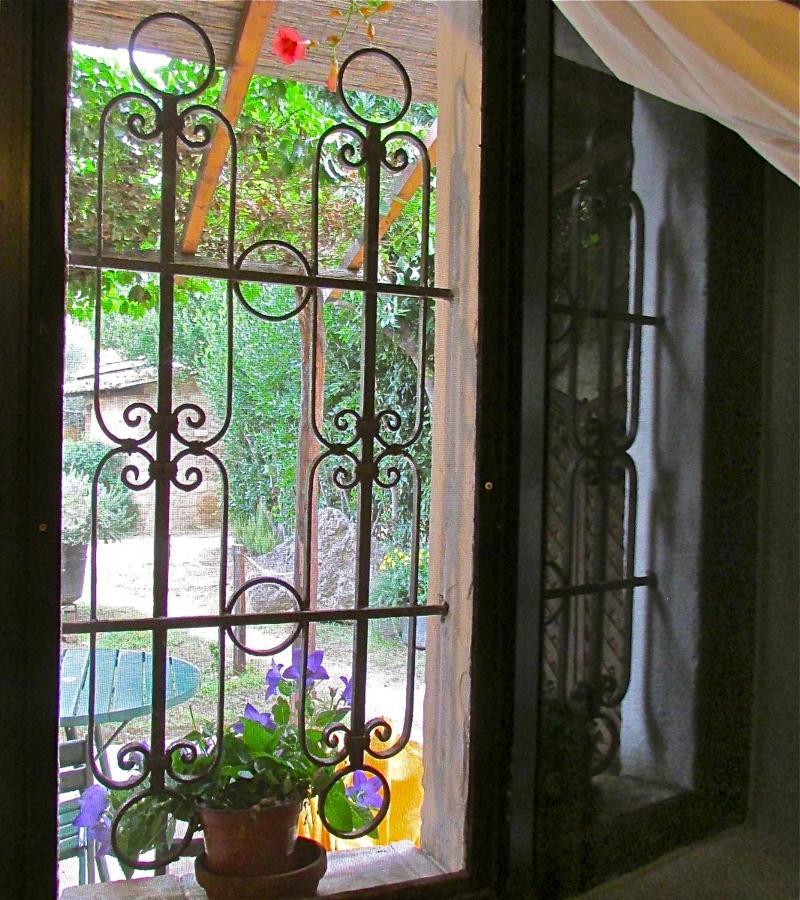 Agriturismo "Borgo Madonna Degli Angeli" - Charming Cottages In The Gardens ! Tocco da Casauria Buitenkant foto