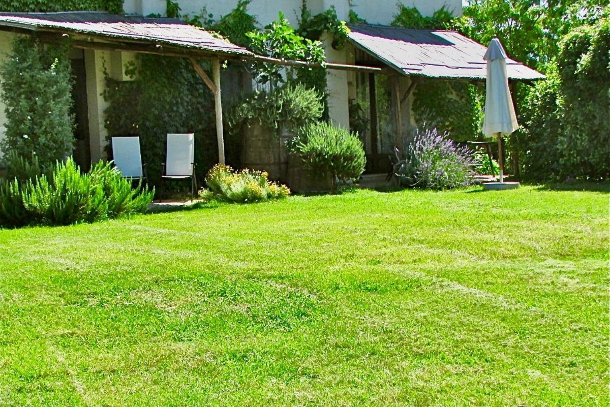 Agriturismo "Borgo Madonna Degli Angeli" - Charming Cottages In The Gardens ! Tocco da Casauria Buitenkant foto