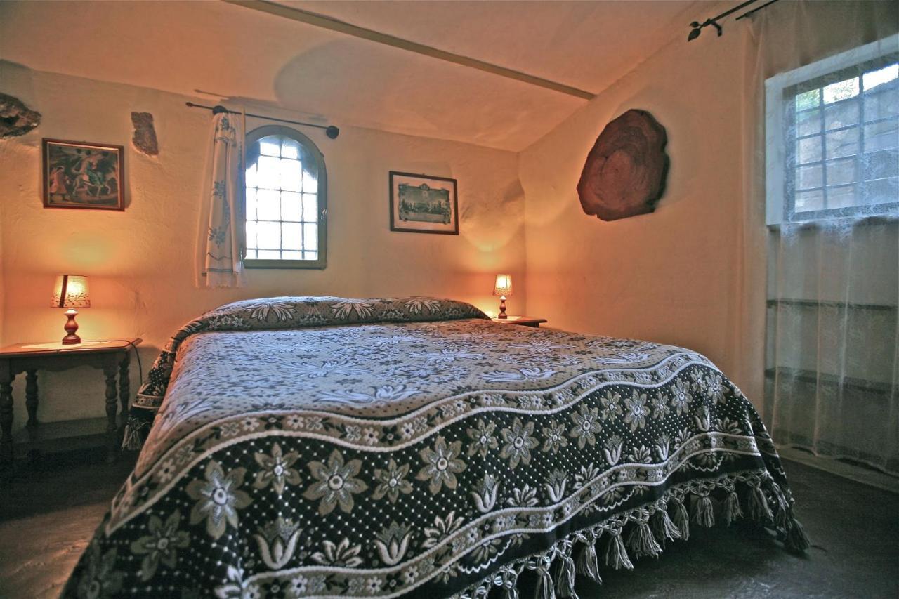 Agriturismo "Borgo Madonna Degli Angeli" - Charming Cottages In The Gardens ! Tocco da Casauria Buitenkant foto