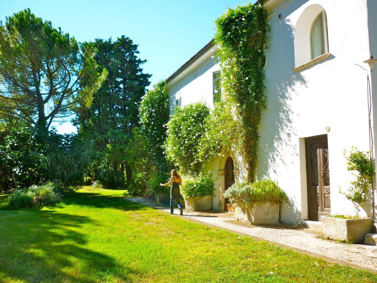 Agriturismo "Borgo Madonna Degli Angeli" - Charming Cottages In The Gardens ! Tocco da Casauria Buitenkant foto